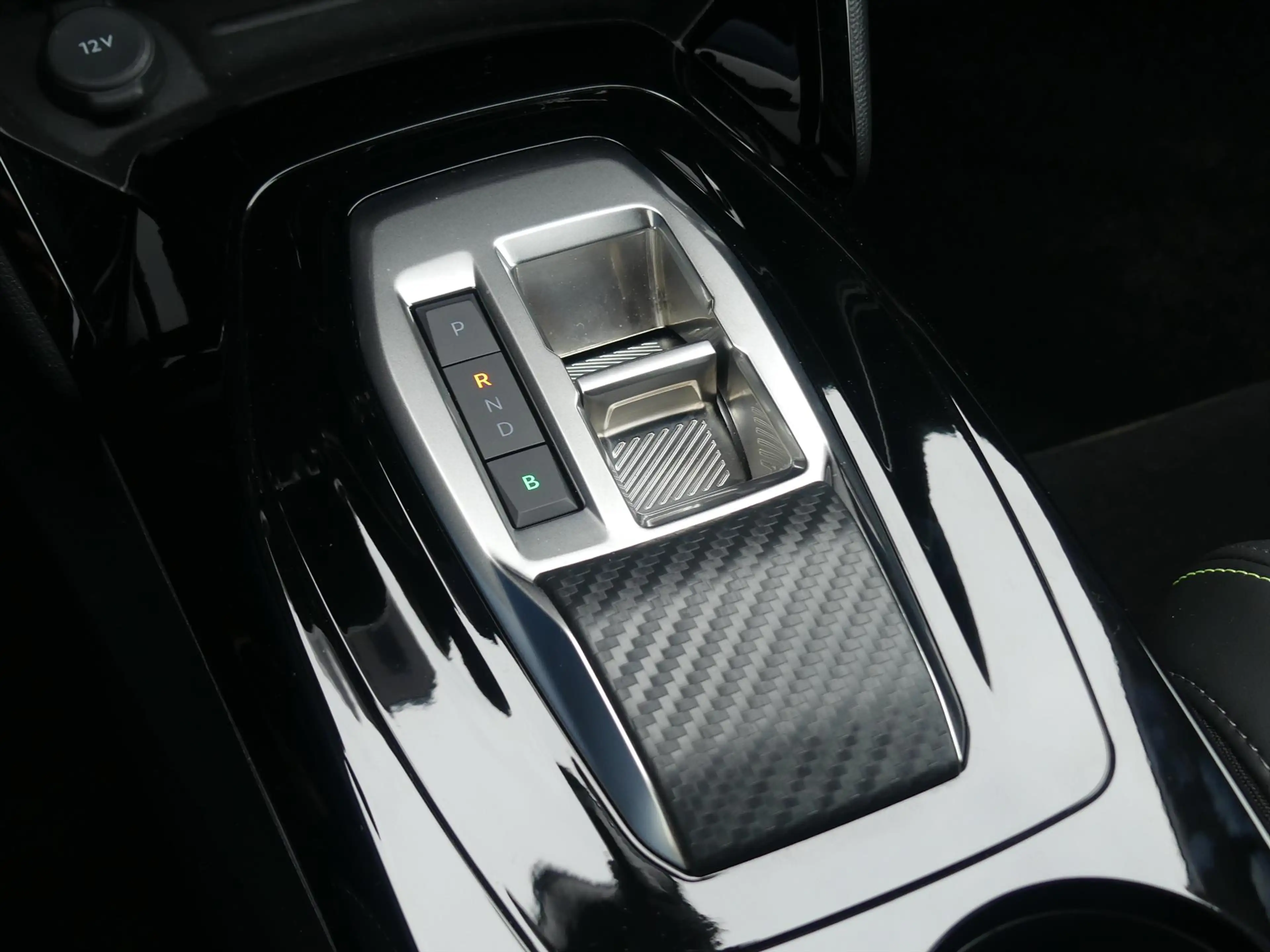 Peugeot e-2008 EV 50kWh 136PK GT 360 CAMERA/ADAPT.CRUISE/LMV/NAVI — photo 33