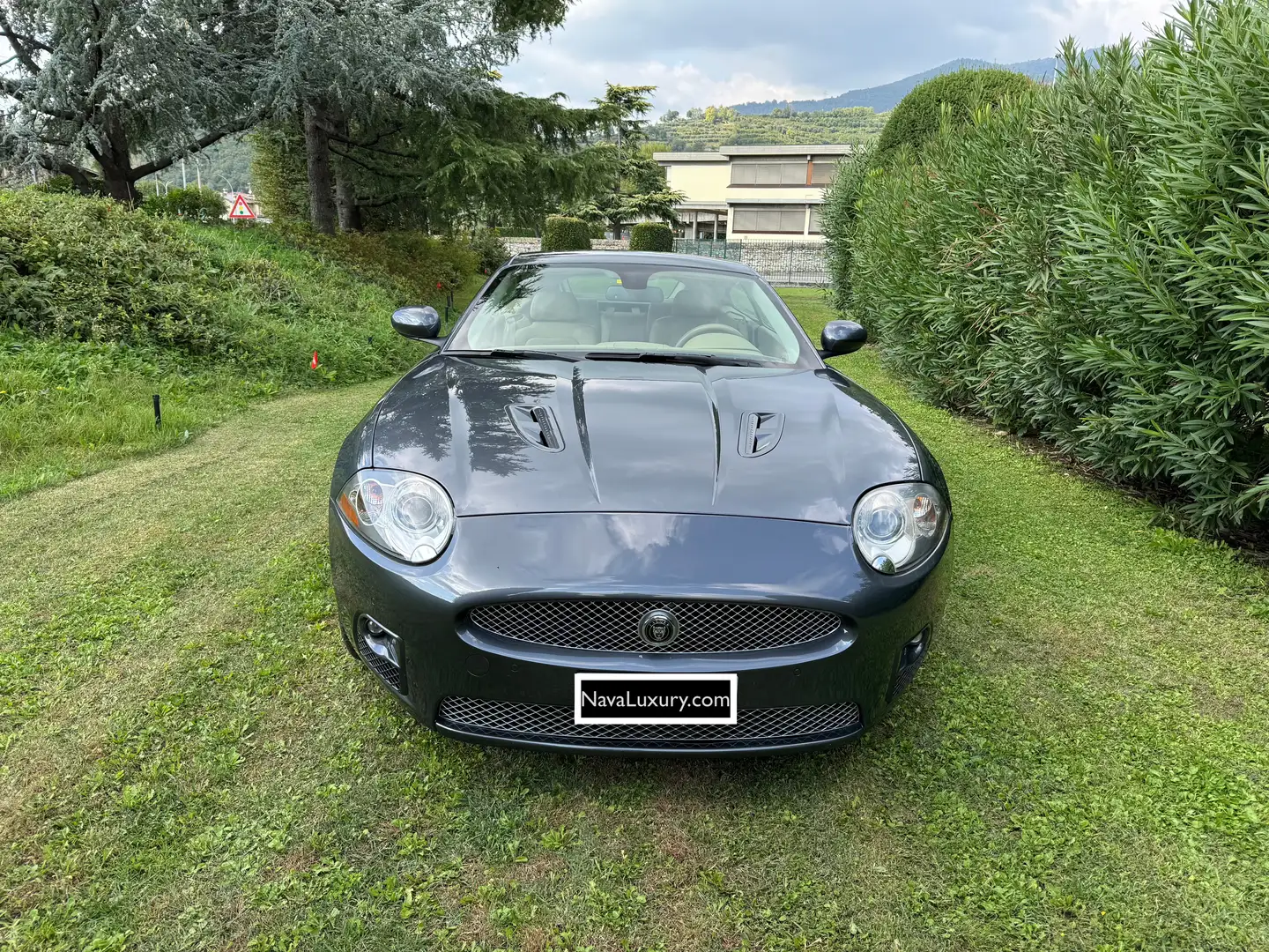 Jaguar XK XK Coupe 4.2 V8 s/c R auto Grigio - 1