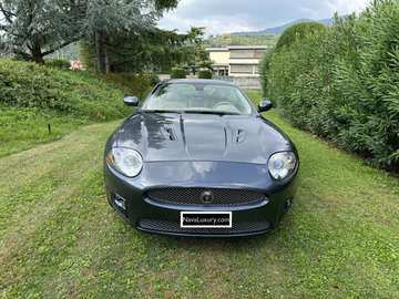 XK Coupe 4.2 V8 s/c R auto