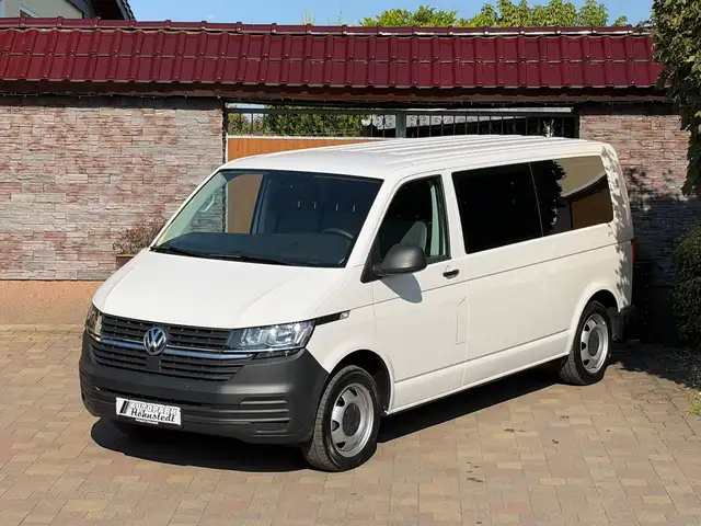 Volkswagen T6.1 Kombi 4MOTION lang*MwSt*1.Hand*9-Sitzer*Scheckheft*AHK*