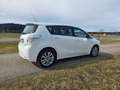 Toyota Verso Verso Diesel 2.2 D-4D Automatik Life Weiß - thumbnail 3