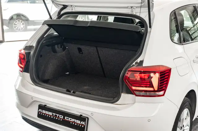 Volkswagen Polo view 15