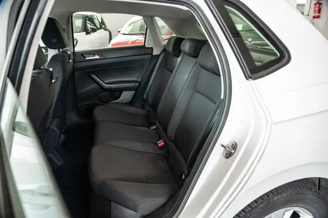 Volkswagen Polo view 13