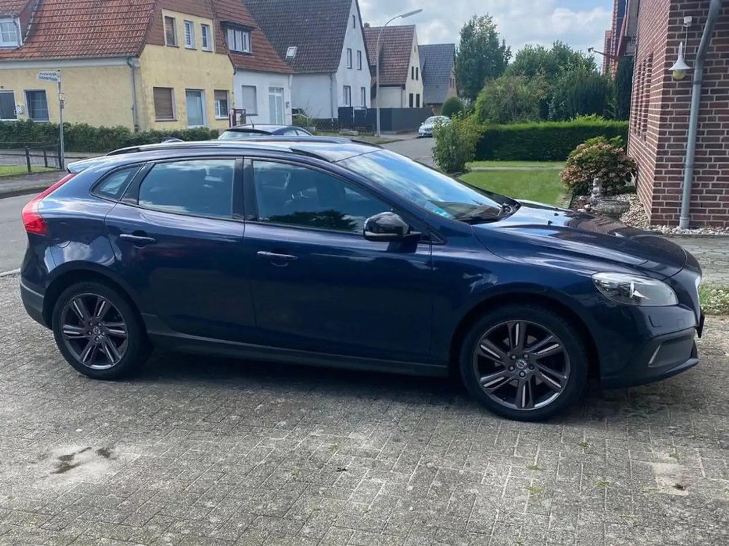 Volvo V40 Cross Country V40 Cross Country D2 Momentum Azul - 1
