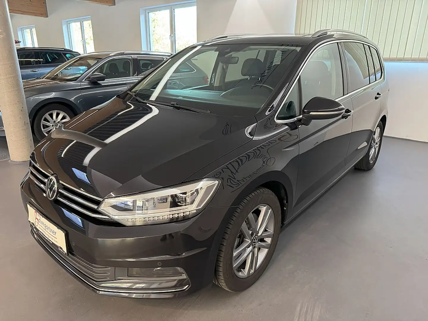 Volkswagen Touran Highline 2,0TDI *LED*NAVI*ACC*PANO*Sitzheizung*... Schwarz - 2