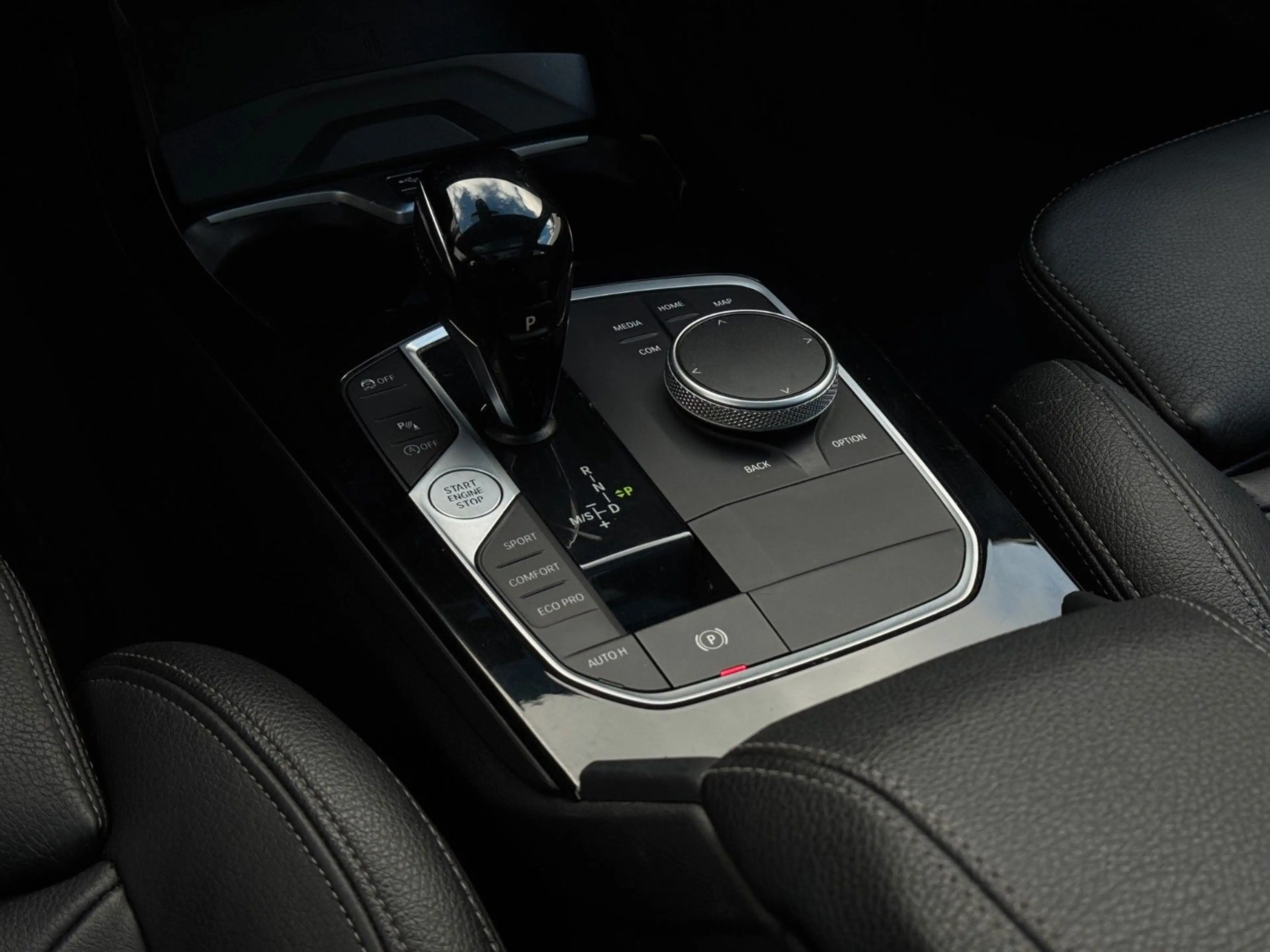 BMW 118 i Steptronic Lim. M Sport Shadow PANO|harman — photo 14