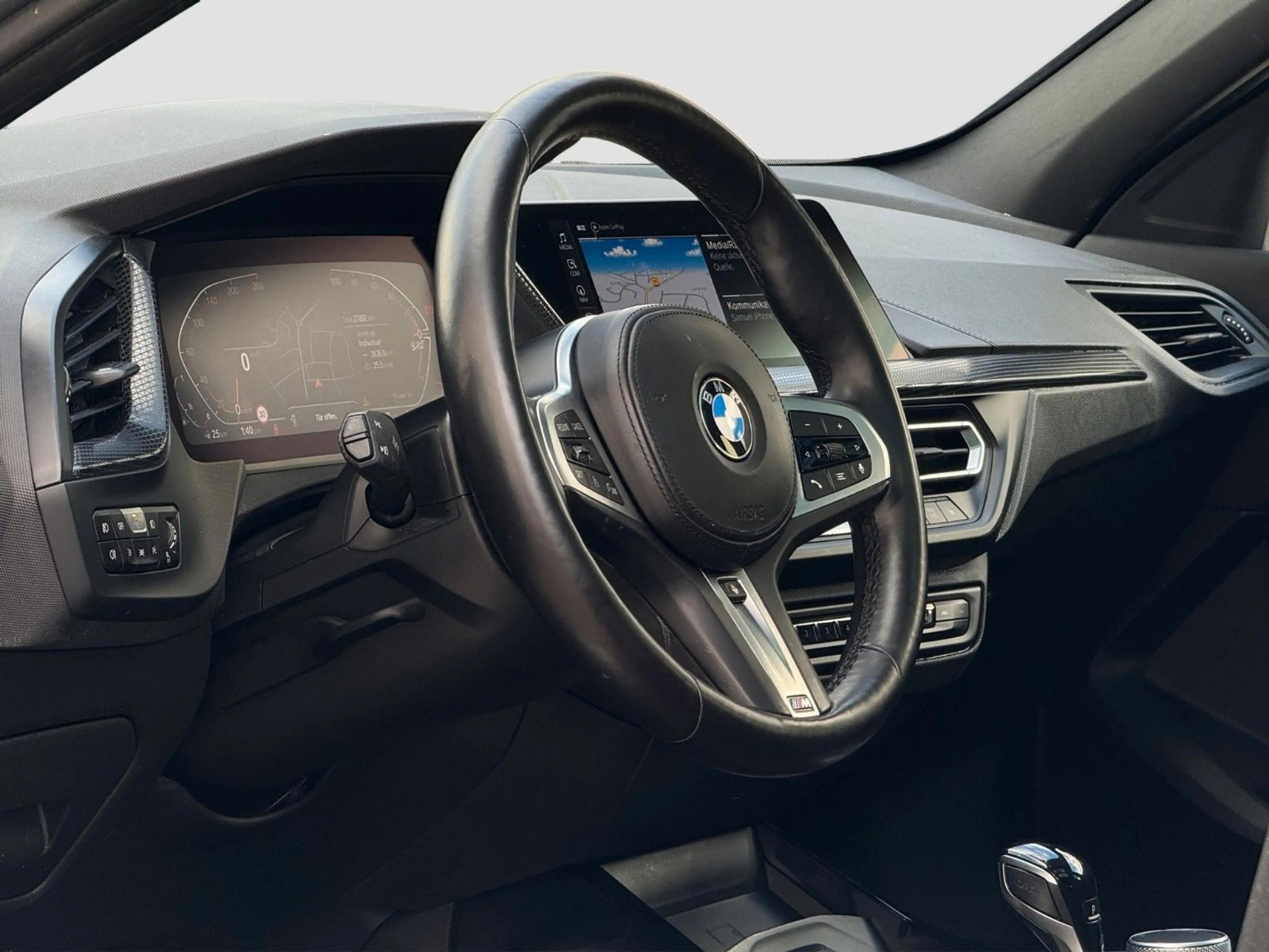 BMW 118 i Steptronic Lim. M Sport Shadow PANO|harman — photo 7