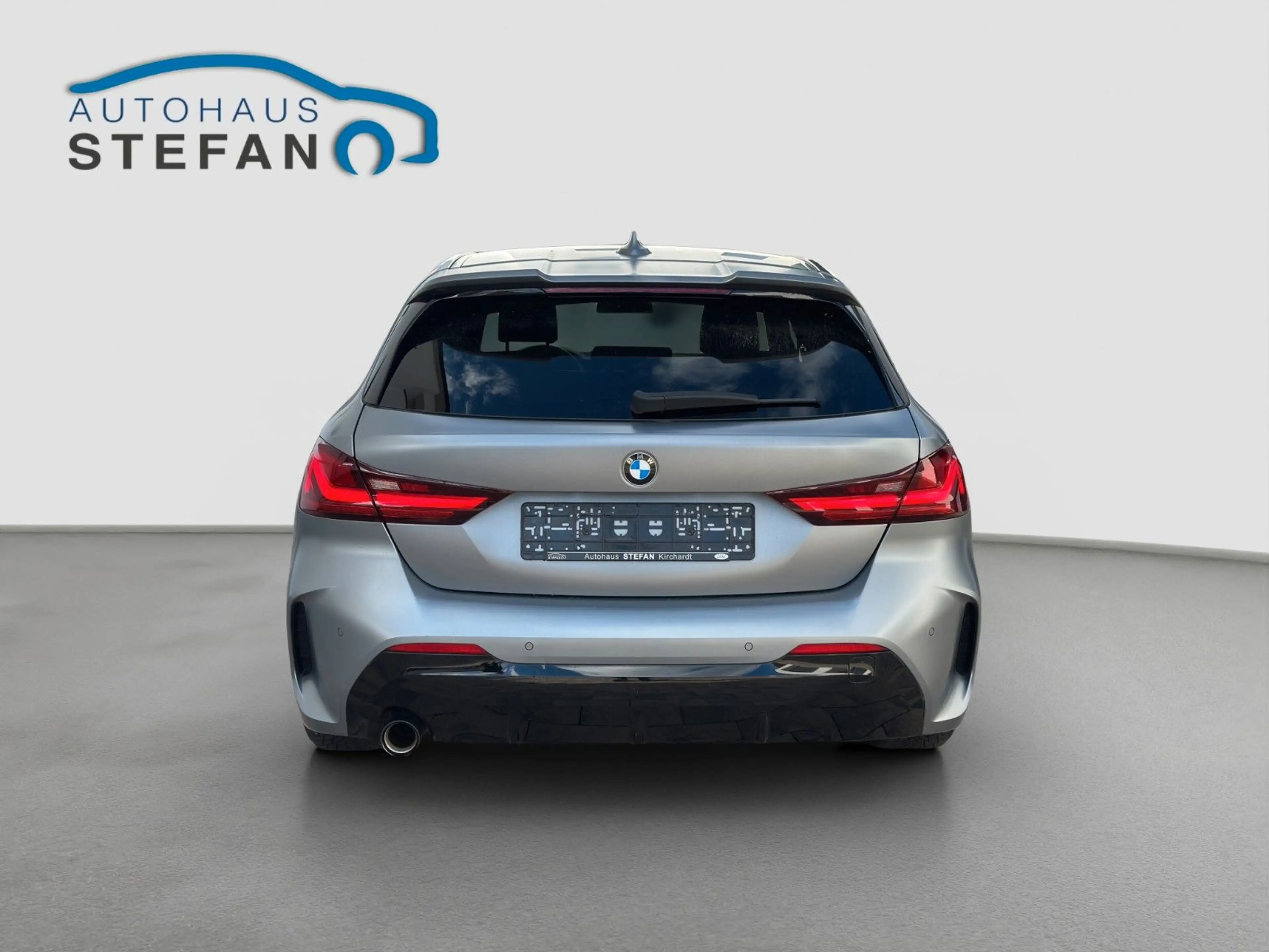 BMW 118 i Steptronic Lim. M Sport Shadow PANO|harman — photo 6