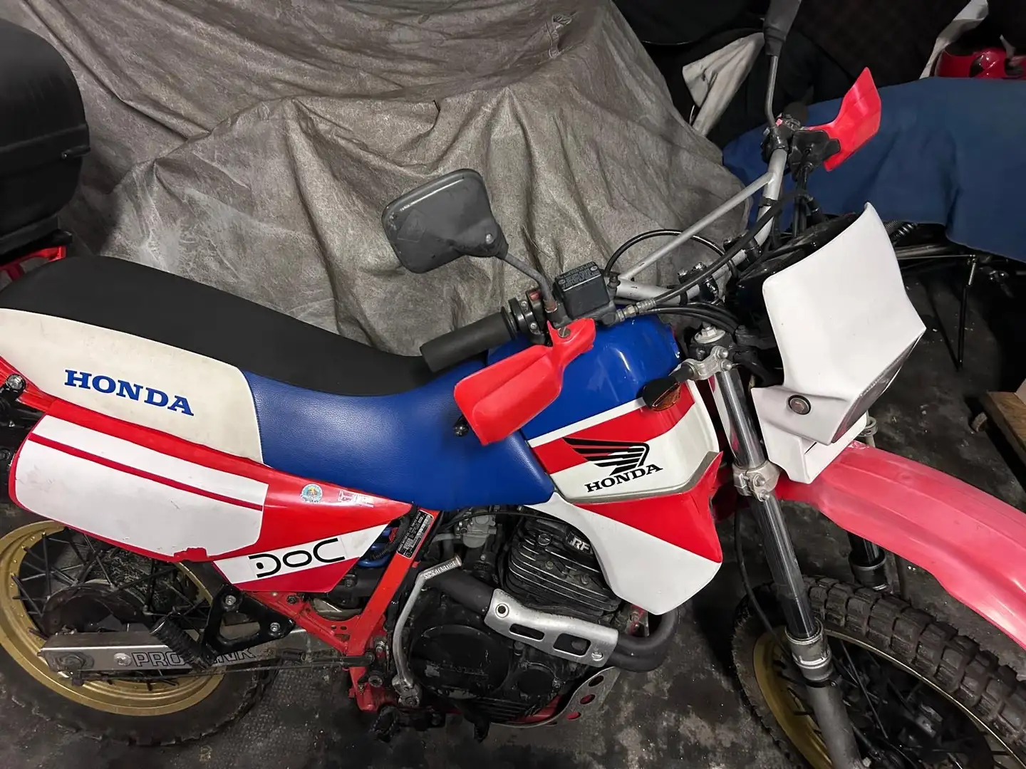Honda XL 600 Rosso - 1