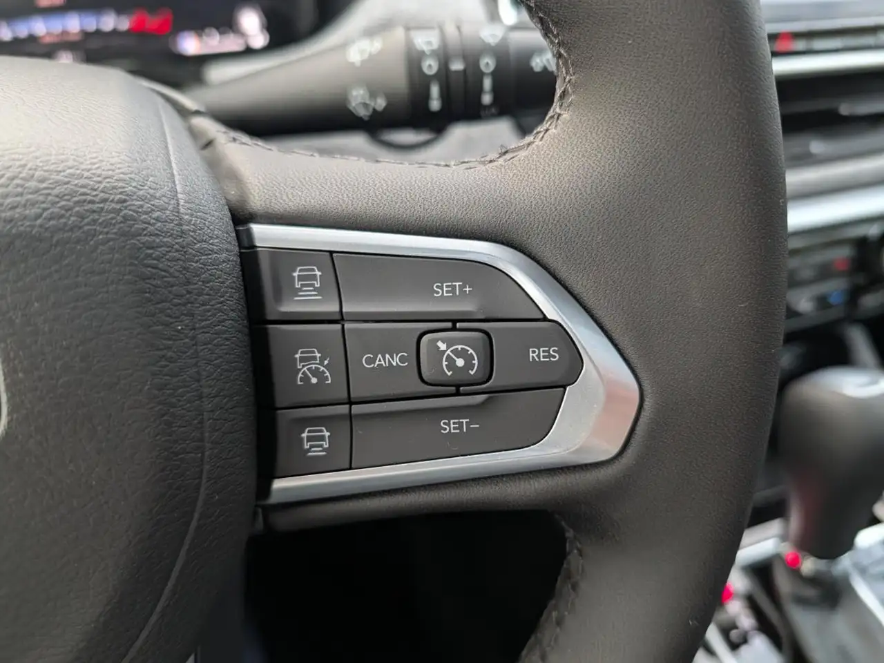 Jeep Compass photo Jeep Compass