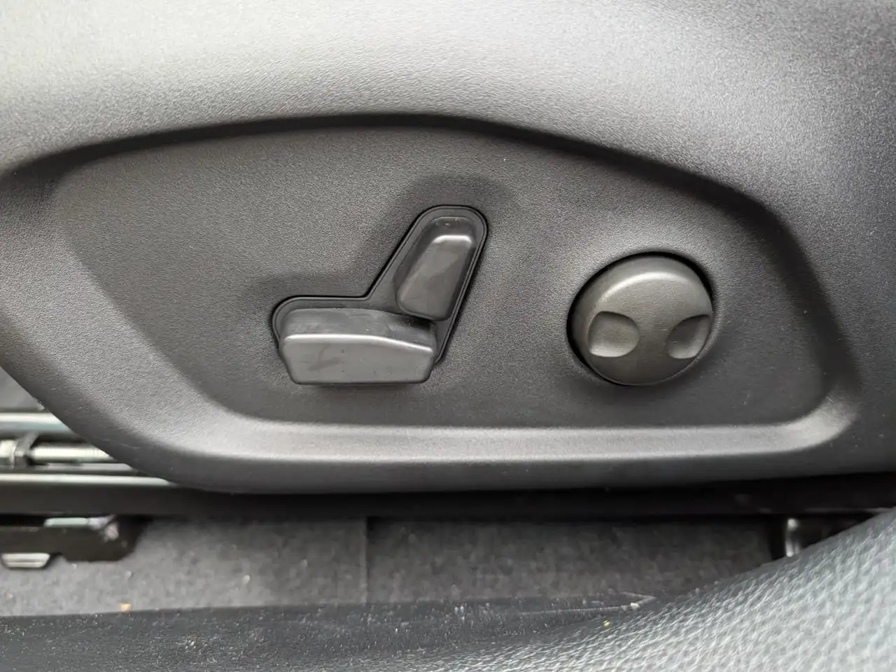 Jeep Compass photo Jeep Compass