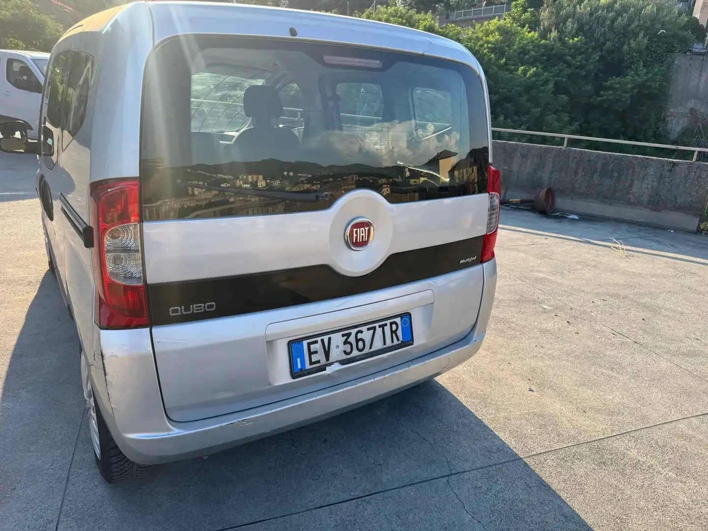 Fiat Qubo Qubo 1.3 mjt 16v Active 95cv E5+ Argintiu - 2