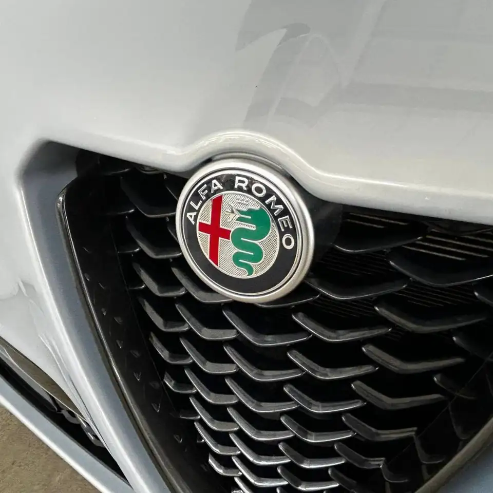 Alfa Romeo Stelvio 2024 — фото 37