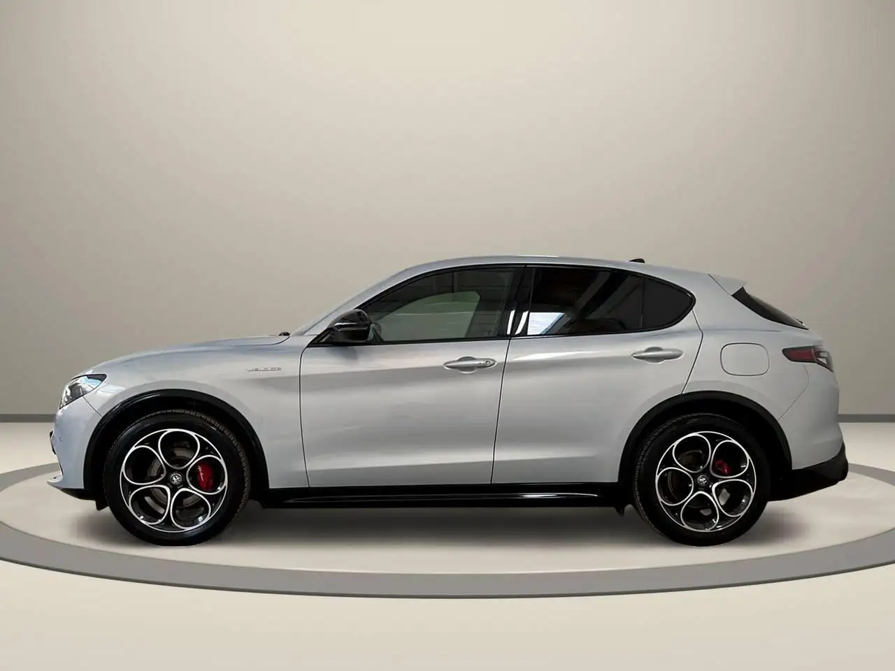 Alfa Romeo Stelvio 2024