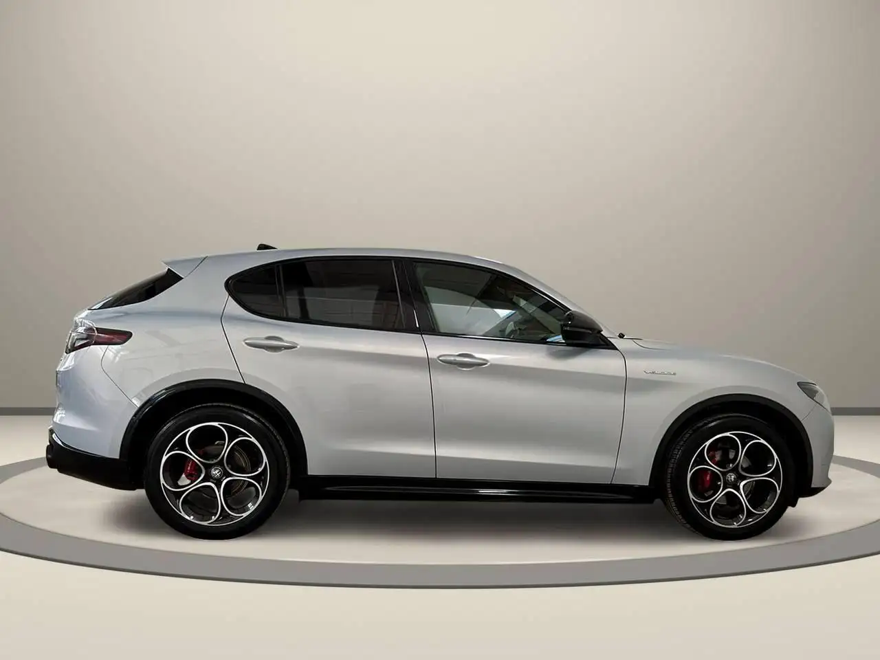 Alfa Romeo Stelvio 2024