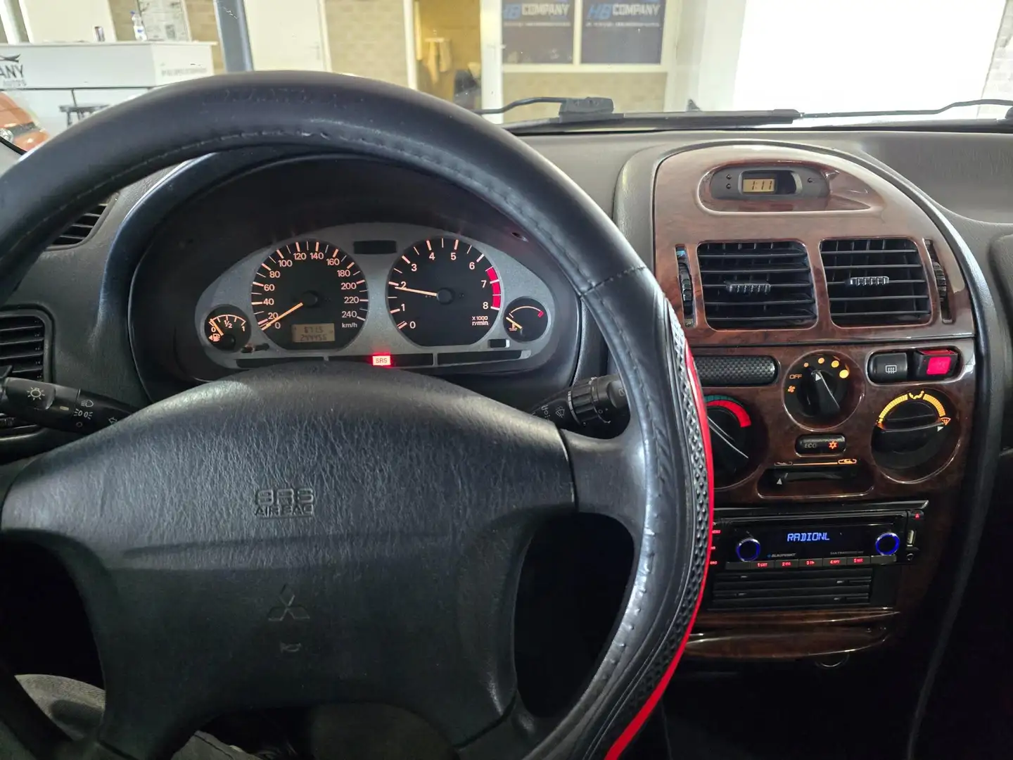 Mitsubishi Carisma 1.6 GL Royal Class | Nieuwe Distributieriem | Nieu Rojo - 2