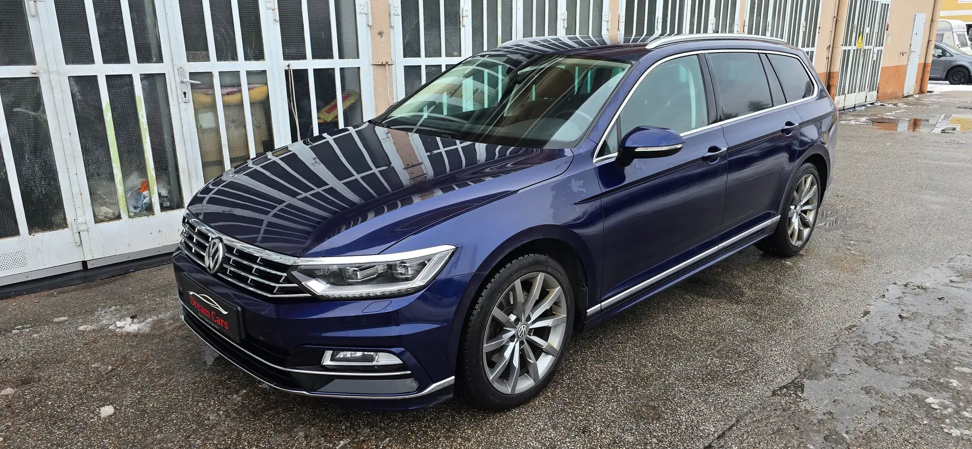 Volkswagen Passat Variant Highline 2,0 TDI DSG R-Line*LED*AHK*1Besitz*Kamera Blau - 1