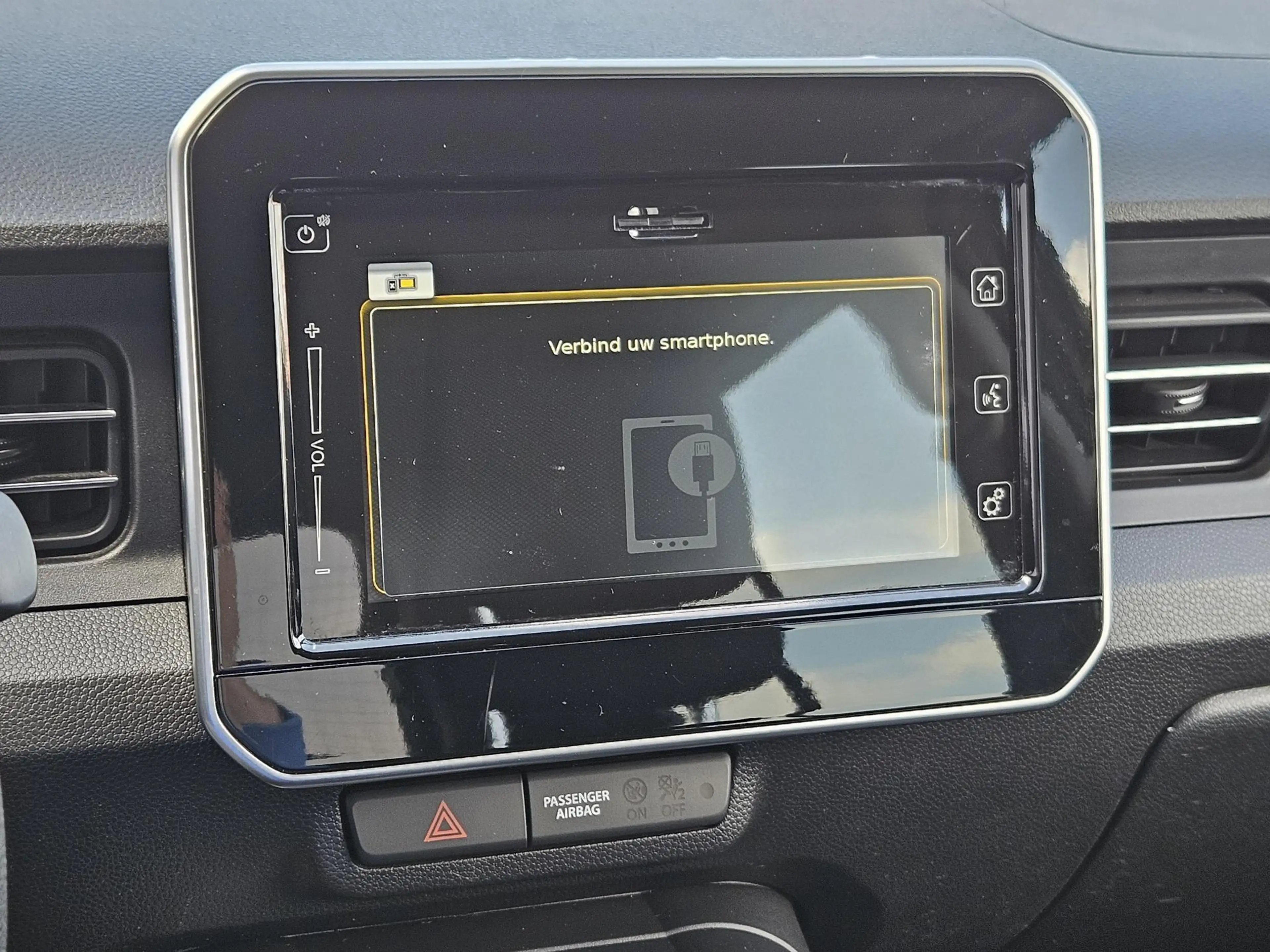Suzuki Ignis 1.2 Smart Hybrid Select Two Tone Carplay Cam LM16 — photo 14