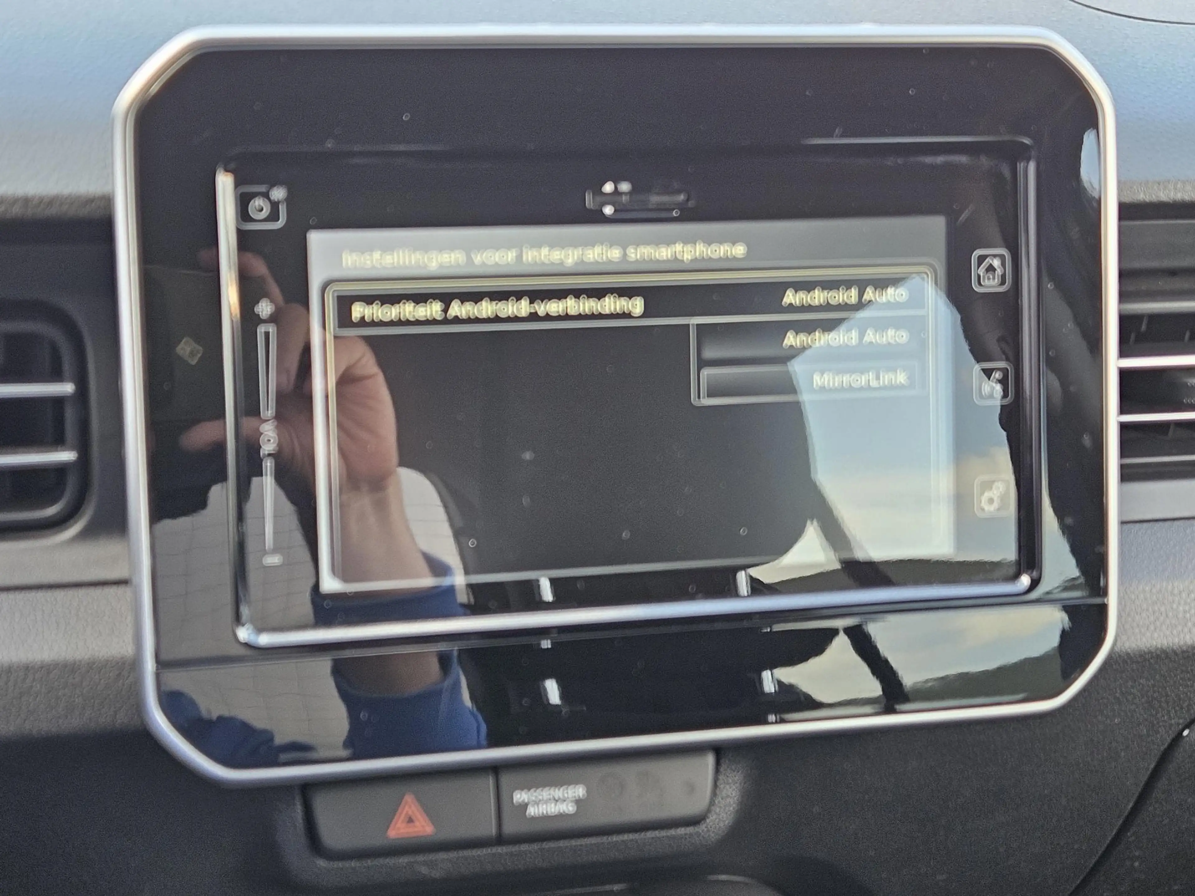 Suzuki Ignis 1.2 Smart Hybrid Select Two Tone Carplay Cam LM16 — photo 15
