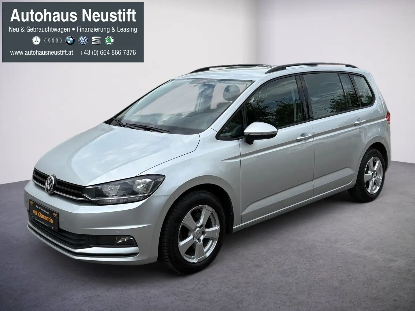 Volkswagen Touran Trendline BMT/Start-Stopp Grau - 1