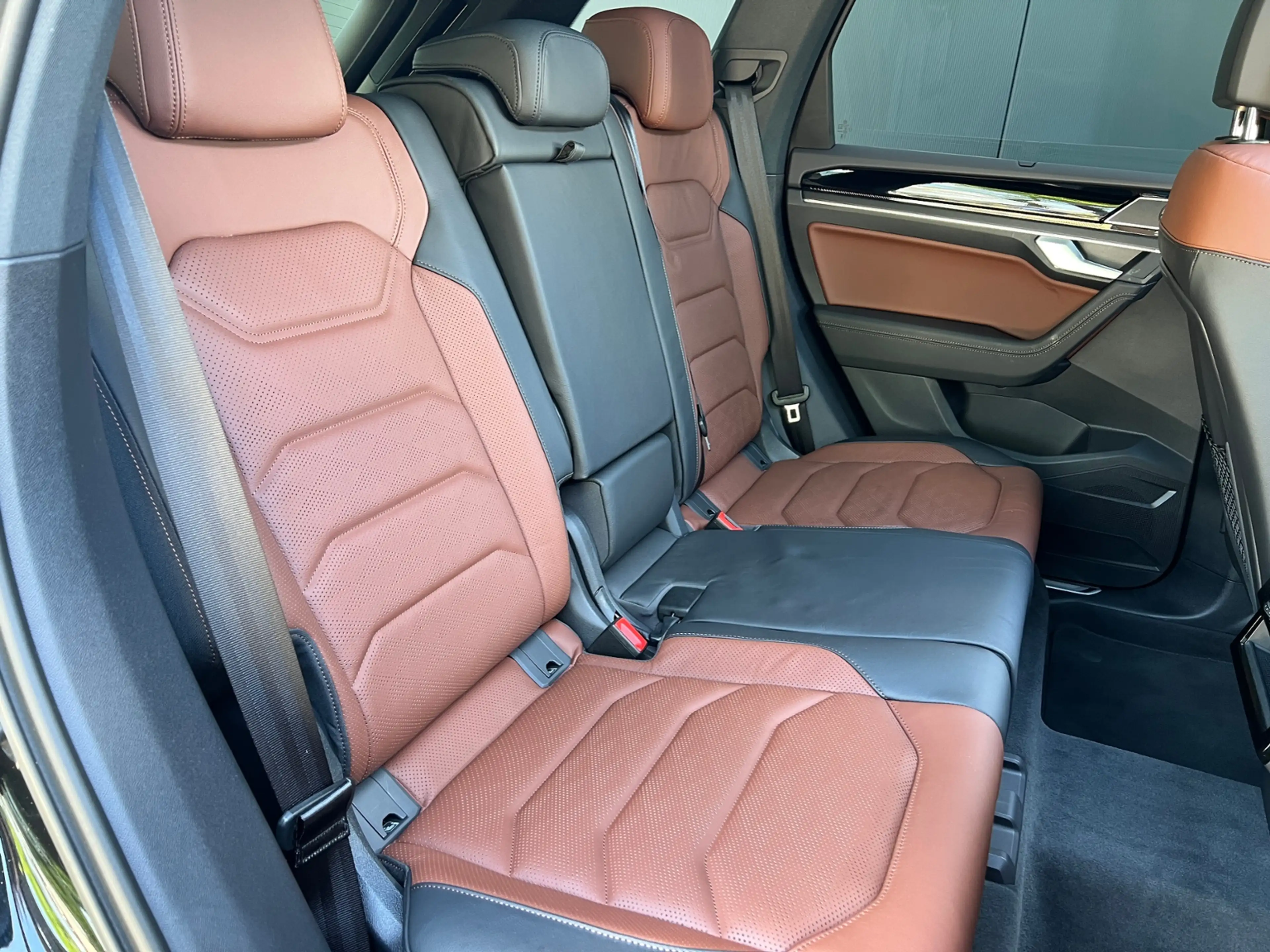 Volkswagen Touareg Elegance 3.0 TDI 4MOTION *AHK, Pano, Dynaudio, Of — photo 11