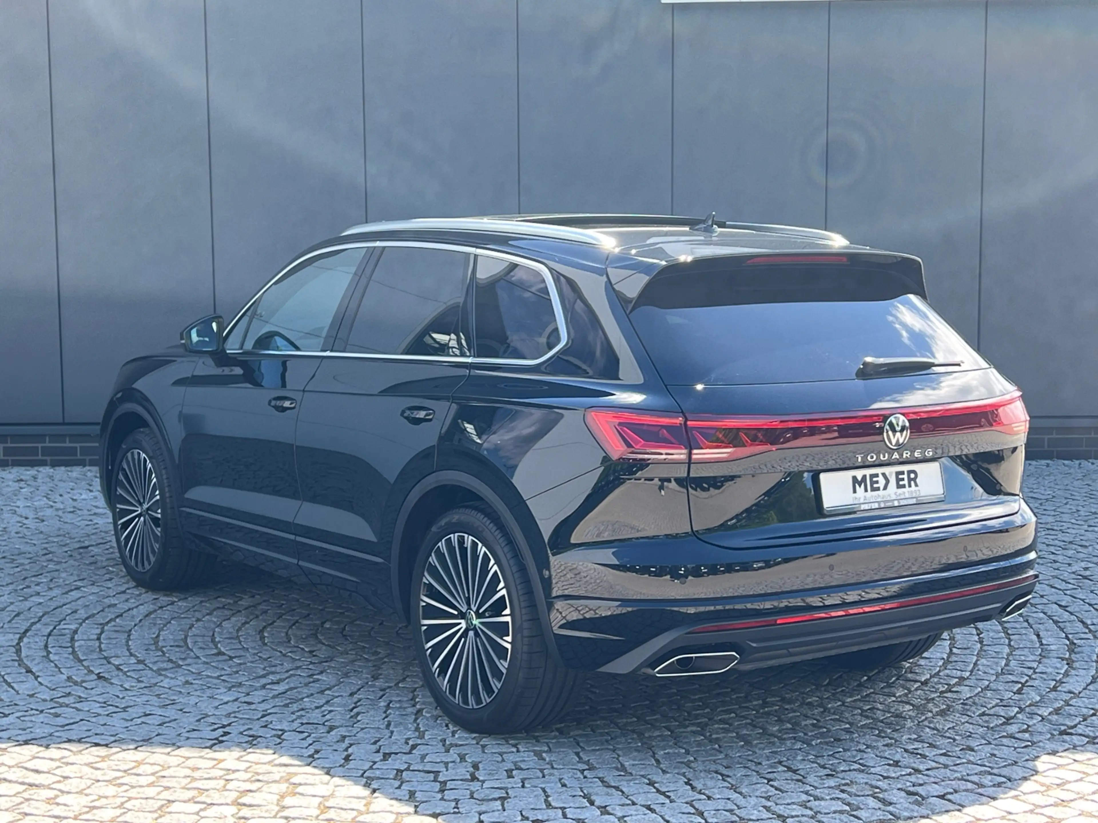 Volkswagen Touareg Elegance 3.0 TDI 4MOTION *AHK, Pano, Dynaudio, Of — photo 4