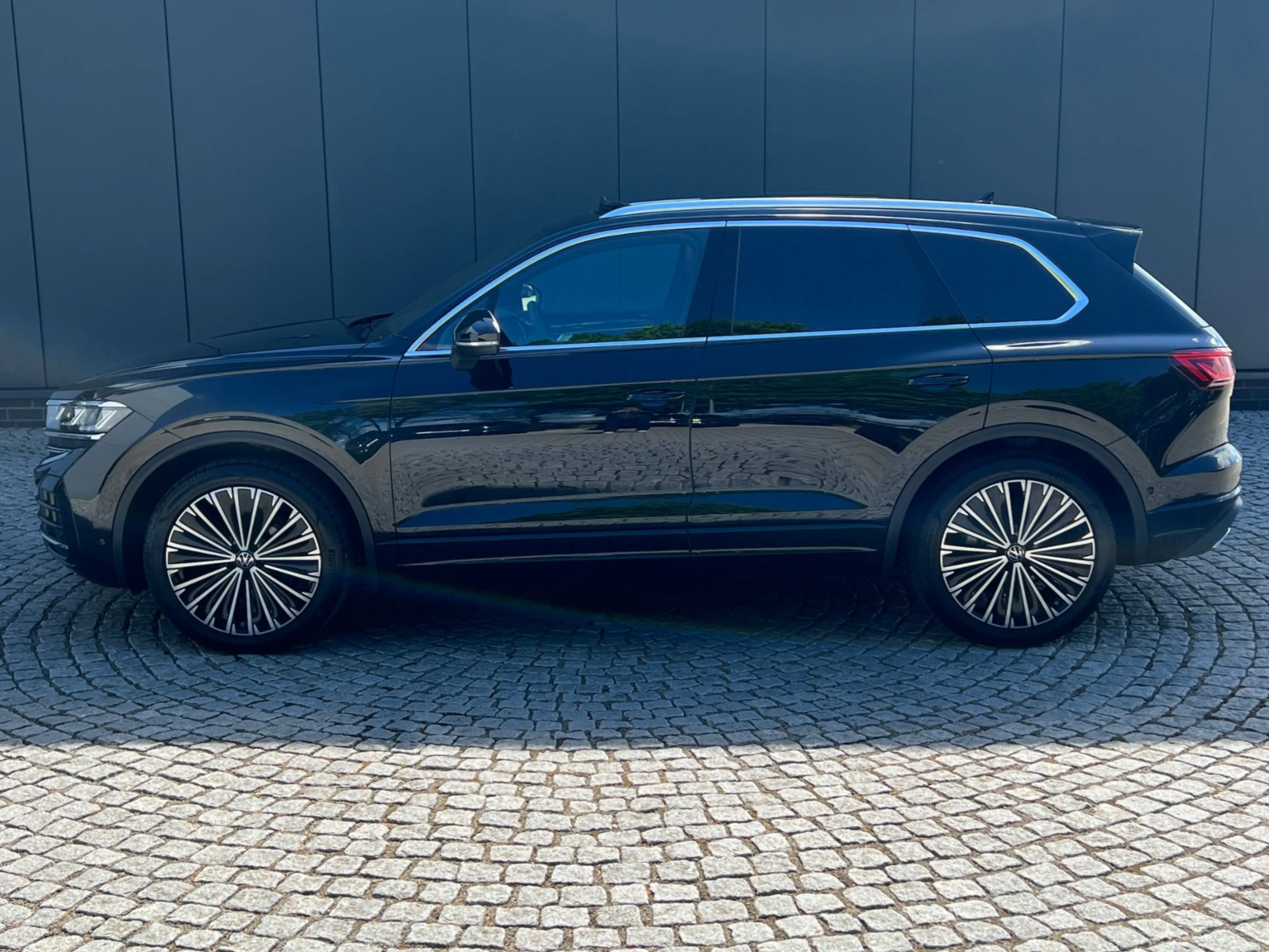 Volkswagen Touareg Elegance 3.0 TDI 4MOTION *AHK, Pano, Dynaudio, Of — photo 3