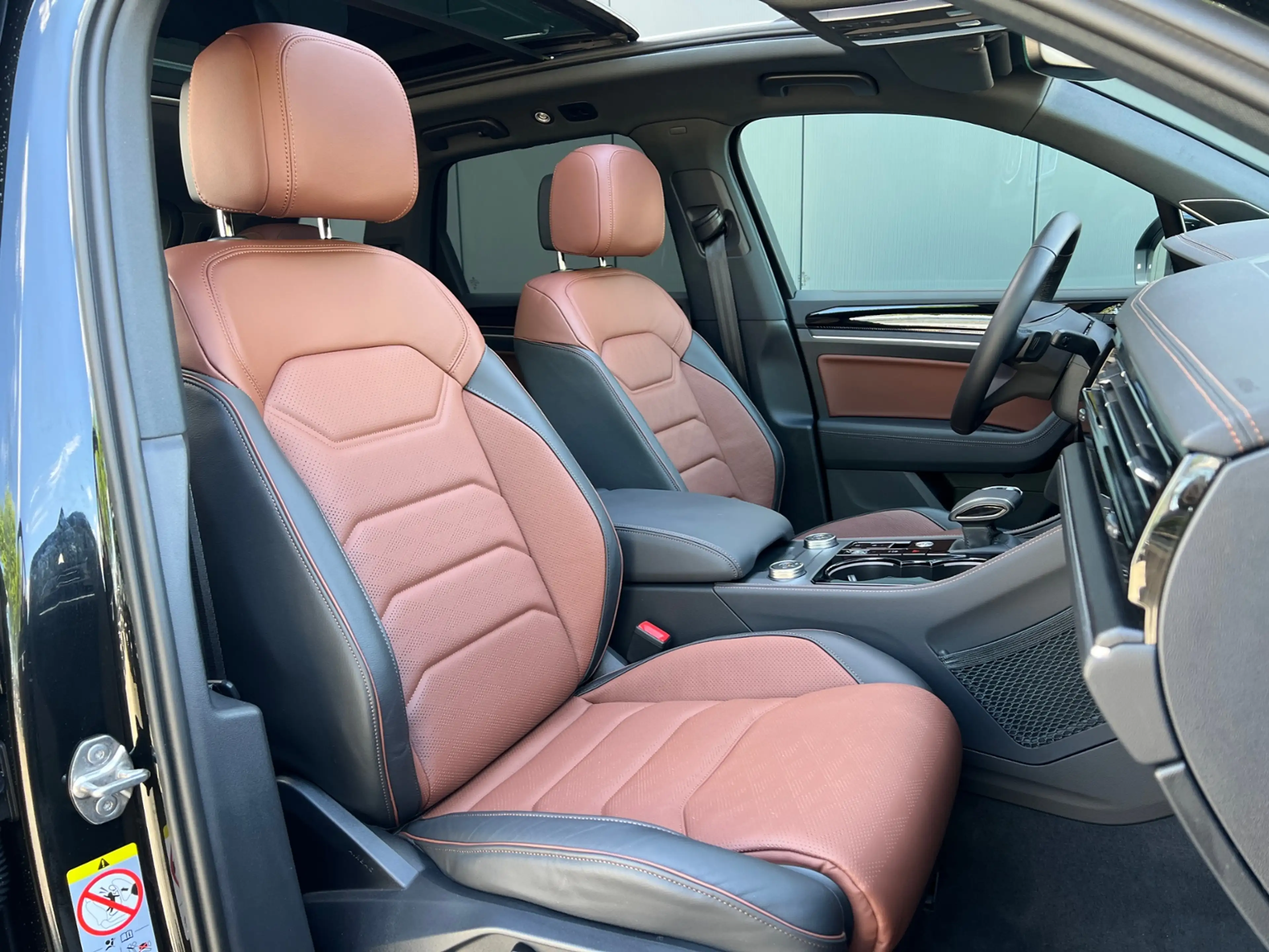 Volkswagen Touareg Elegance 3.0 TDI 4MOTION *AHK, Pano, Dynaudio, Of — photo 10