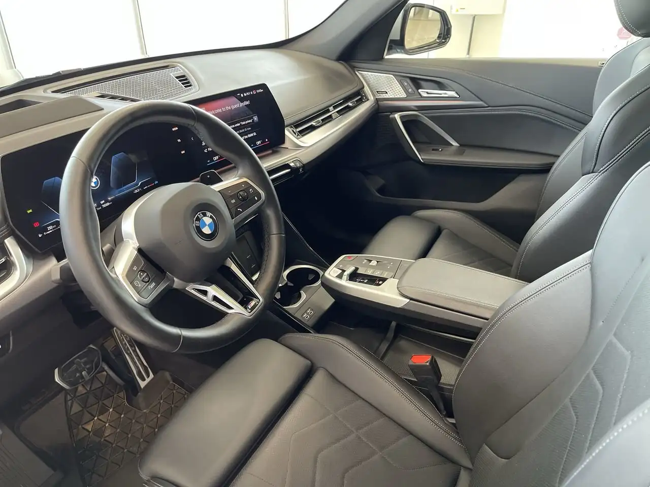 BMW X1 photo BMW X1