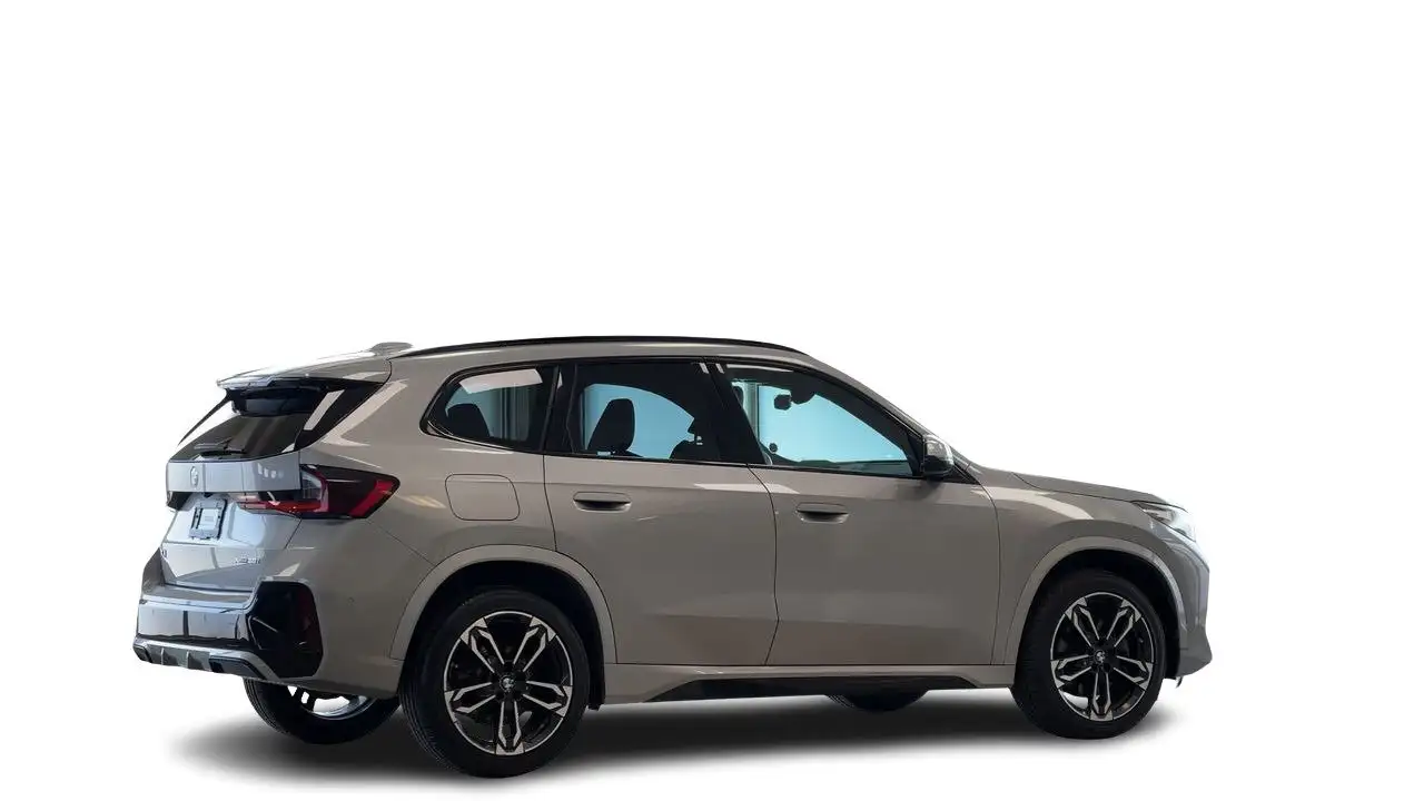 BMW X1 photo BMW X1
