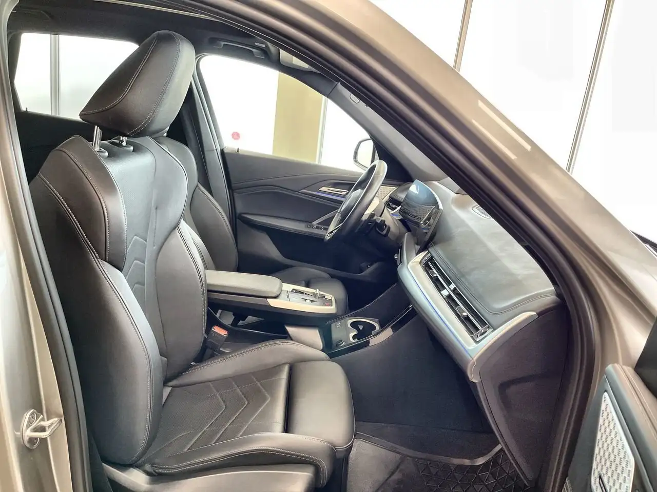 BMW X1 photo BMW X1