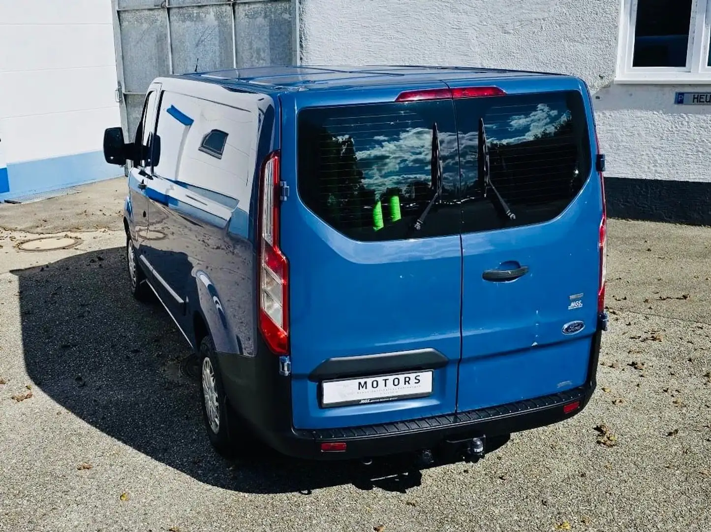 Ford Transit Custom 270 2.2l TDCI Tüv NEU+1.HAND+AHK Albastru - 2