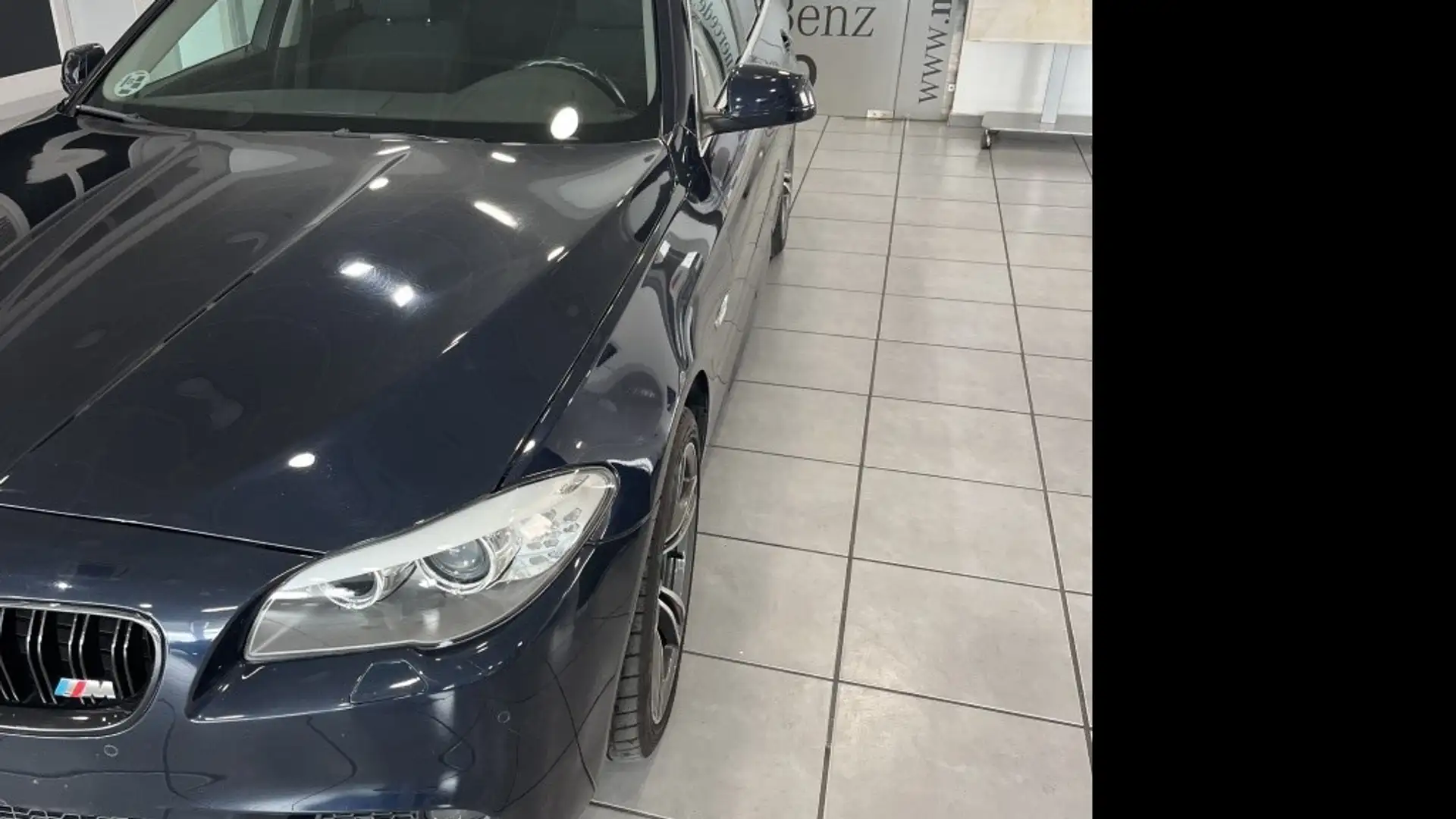 BMW 525 525dA xDrive Синій - 2