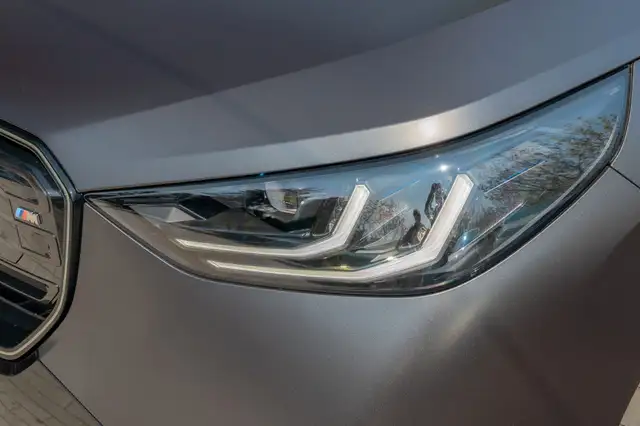 BMW X3 M view 8