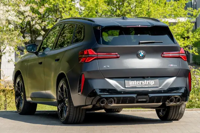 BMW X3 M view 4