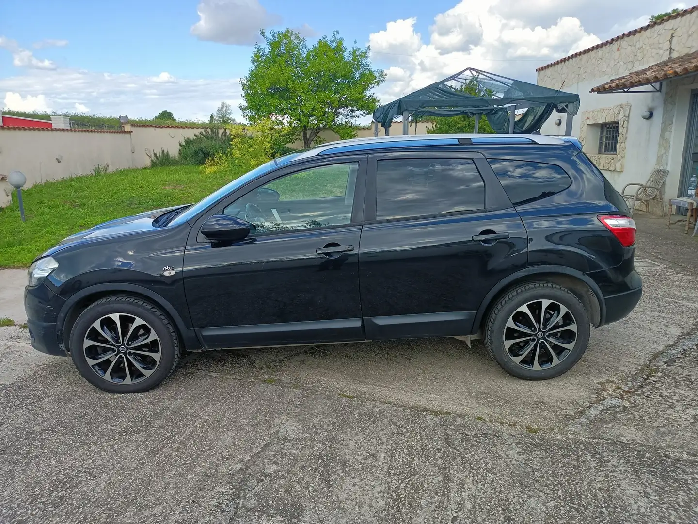 Nissan Qashqai+2 - 1