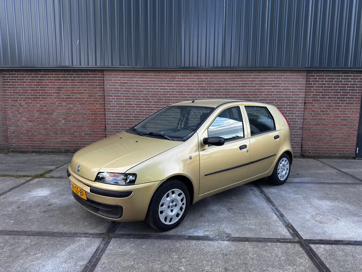 Fiat Punto 1.2-16V ELX Speedgear Geel - 1