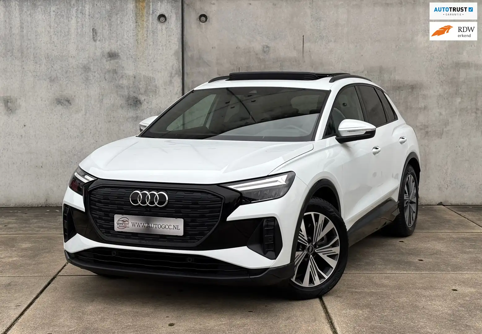 Audi Q4 e-tron 40 LAUNCH EDITION SOH 95% ADVANCED PLUS 77kWh PANO Blanc - 1