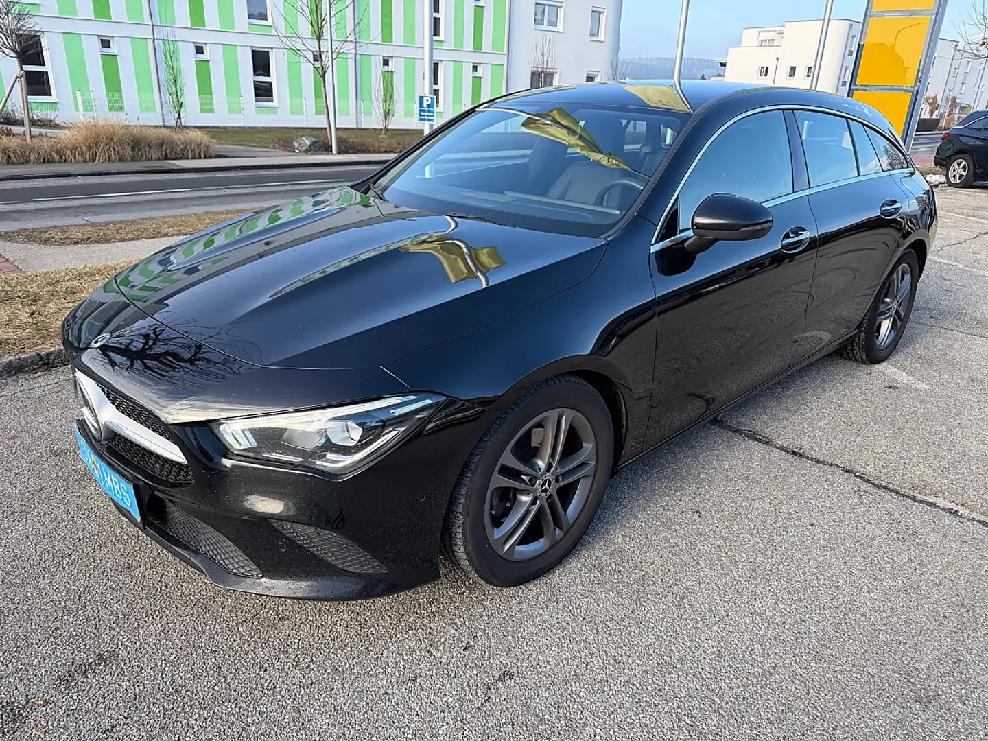 Mercedes-Benz CLA 200 d SB (EURO 6d) **LED/NAVI/KAMERA/1. Besitz ** Schwarz - 1