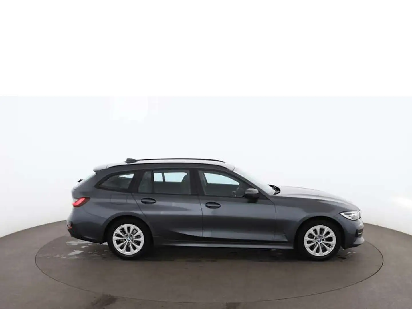 BMW 316 d Touring Aut LED NAVI LEDER DIGI-TACHO TEMP Grau - 2