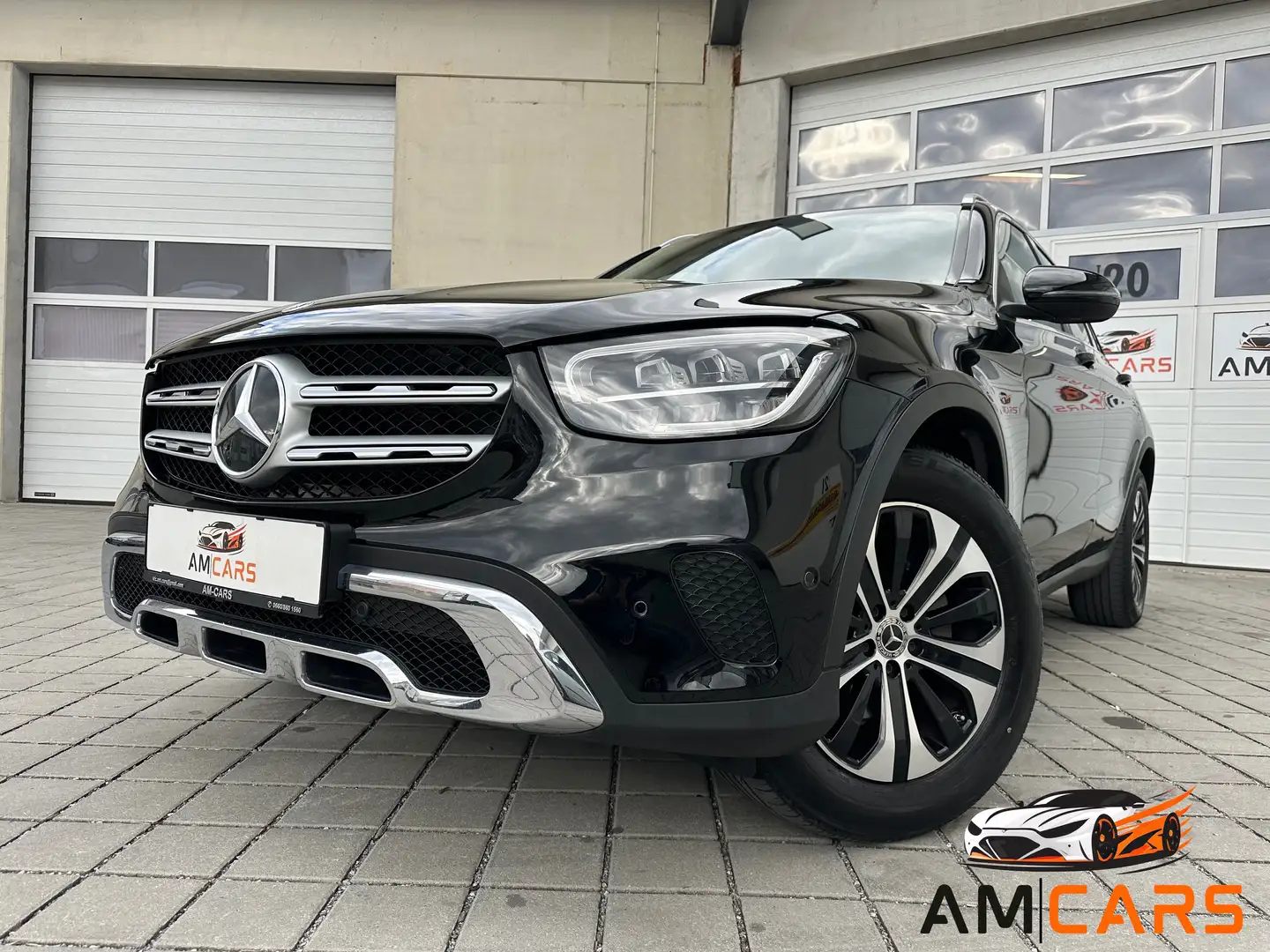 Mercedes-Benz GLC 220 d 4MATIC Aut.  *LED*RFK*AHK*DAB*NAVI*ADVANTAGE* Rot - 1