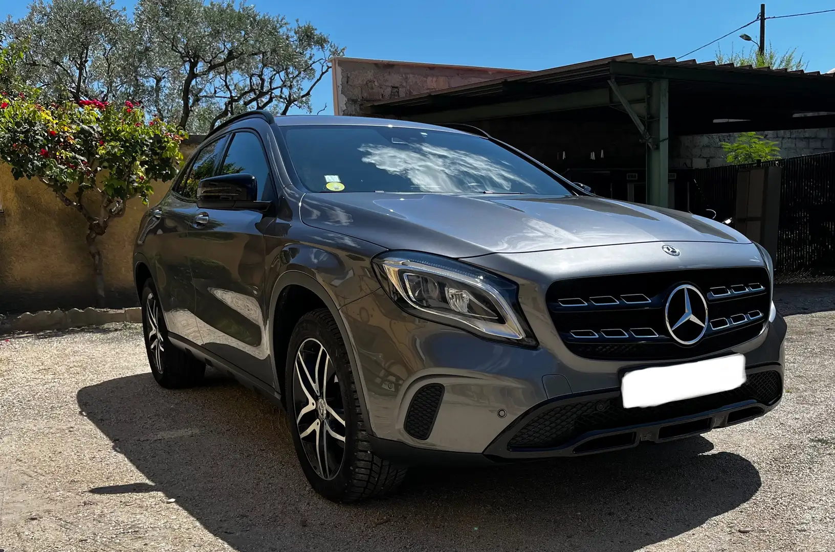 Mercedes-Benz GLA 200 GLA 200 d 7-G DCT Sensation - 1
