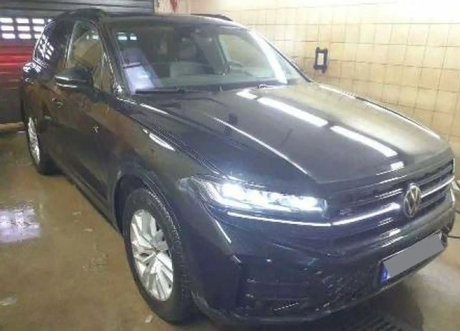 Volkswagen Touareg 3.0 V6 TDI SCR 4Motion Aut. R-Line Schwarz - 2