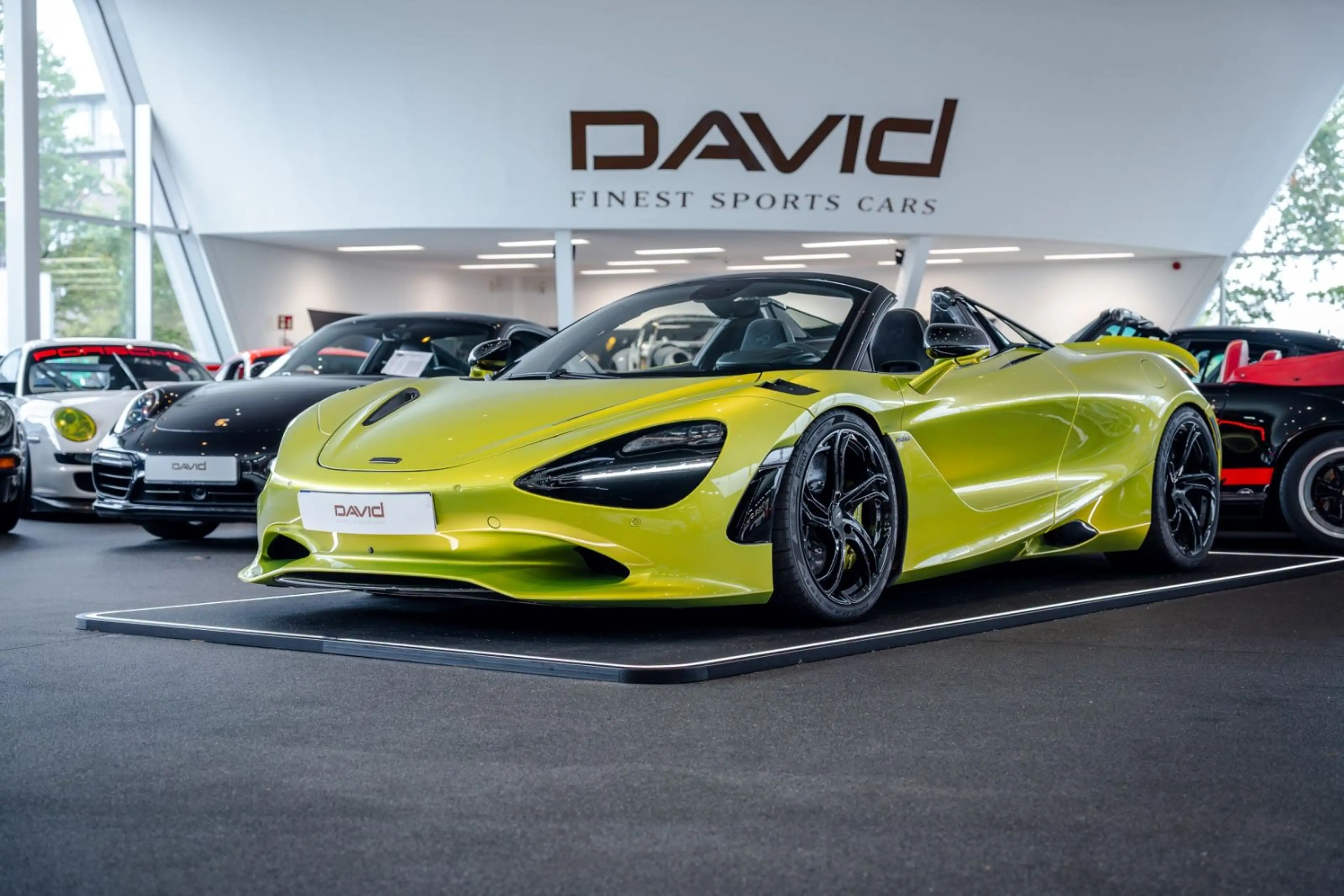 McLaren 750S *VAT*Lift*PPF*Carbon*McLaren Warranty 09/27*