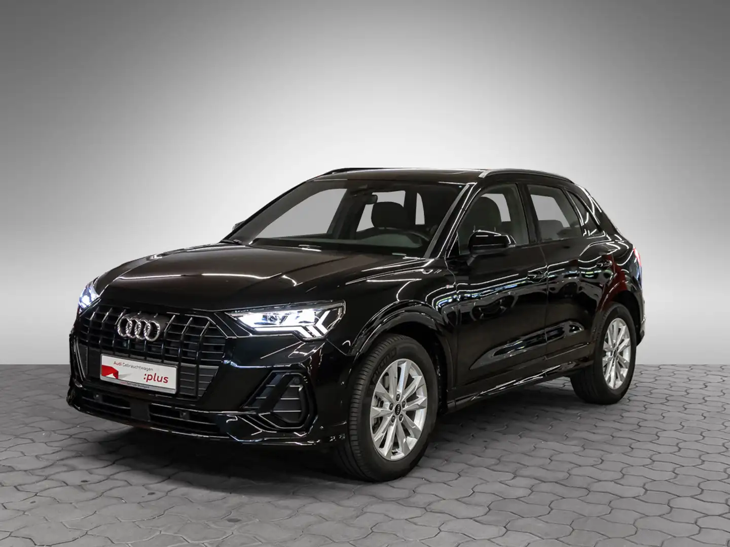 Audi Q3 35 TDI S line Matrix Navi Pano 360° AHK Schwarz - 2