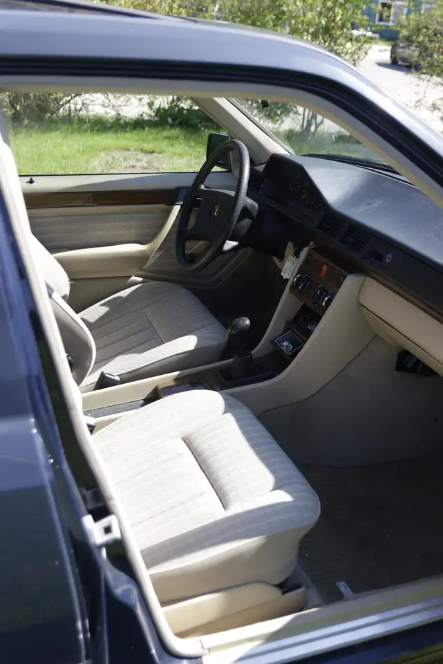 Mercedes-Benz 190 D, foto 4