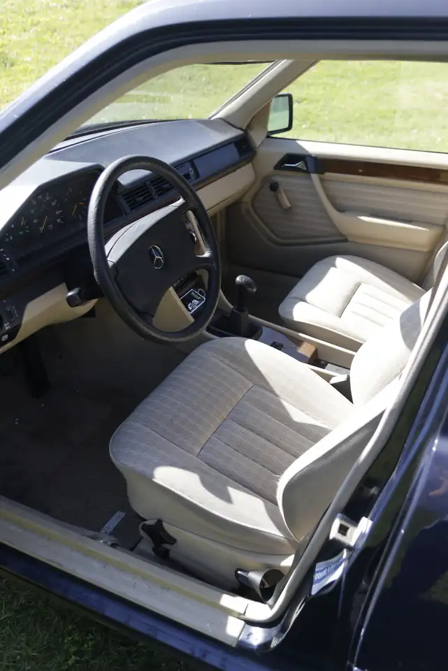 Mercedes-Benz 190 D, foto 8