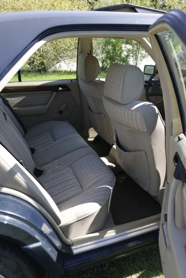 Mercedes-Benz 190 D, foto 5