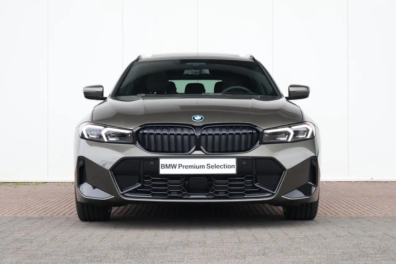 BMW 3 Series 2026