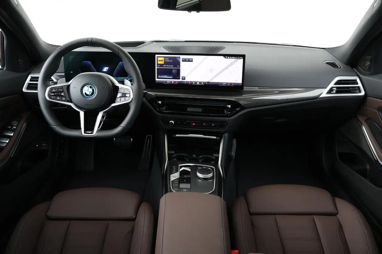 BMW 3 Series 2026 — фото 12